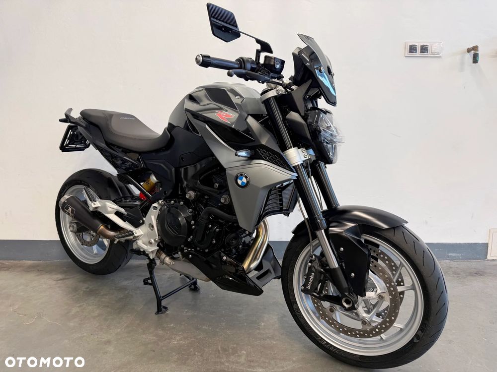 BMW F - 2