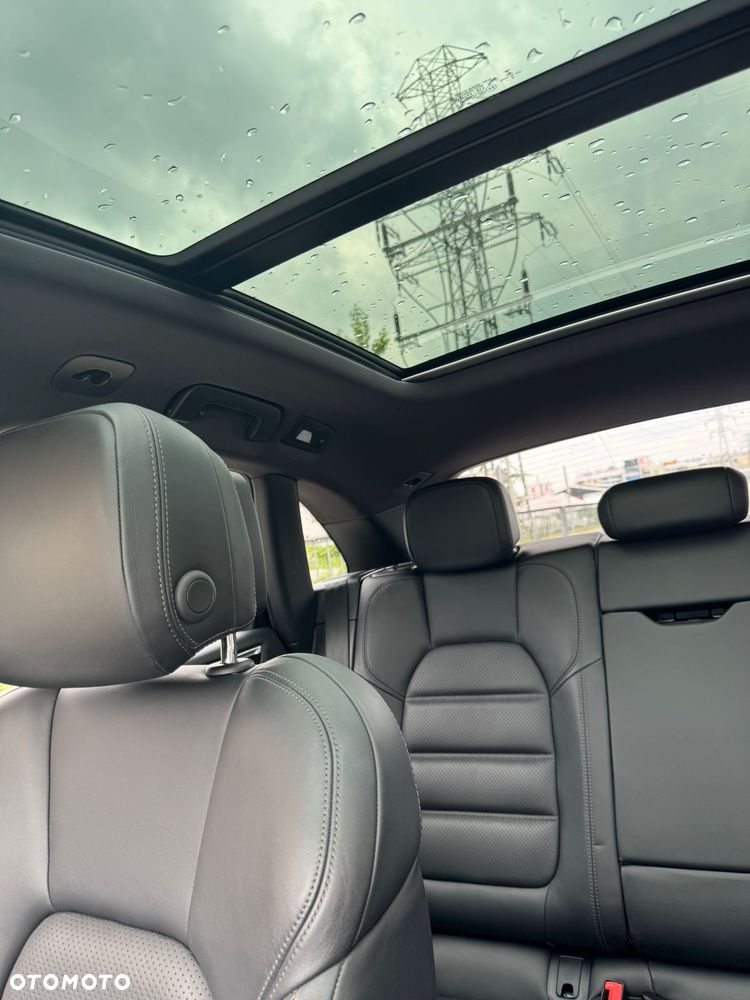 Porsche Macan Standard - 36