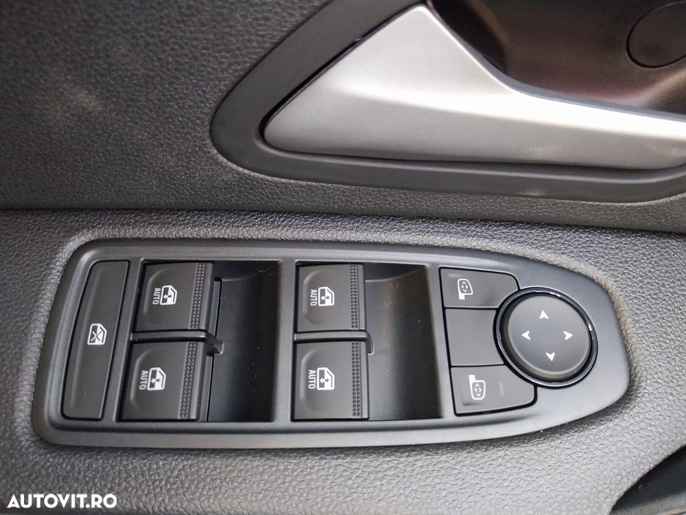 Dacia Duster ECO-G 120 Business - 10