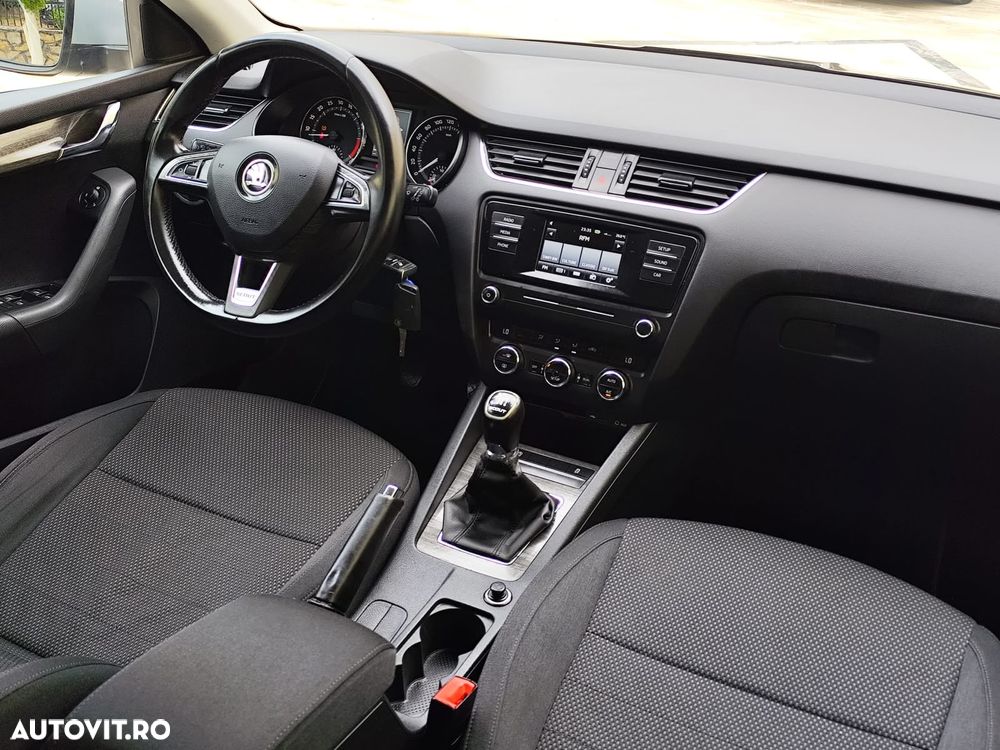 Skoda Octavia - 11