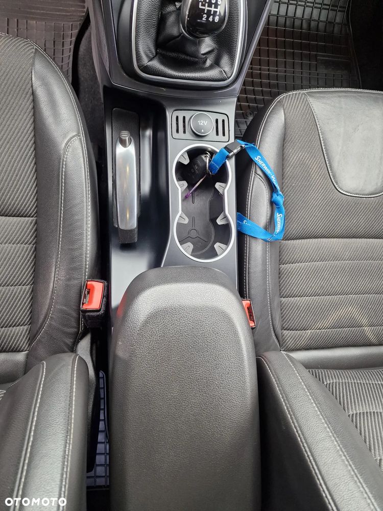 Ford Kuga 2.0 TDCi 4WD Titanium - 14