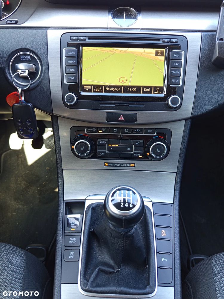 Volkswagen Passat 2.0 TDI Trendline - 9