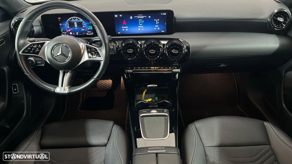 Mercedes-Benz A 250 e - 12