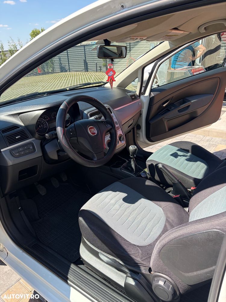 Fiat Punto - 6