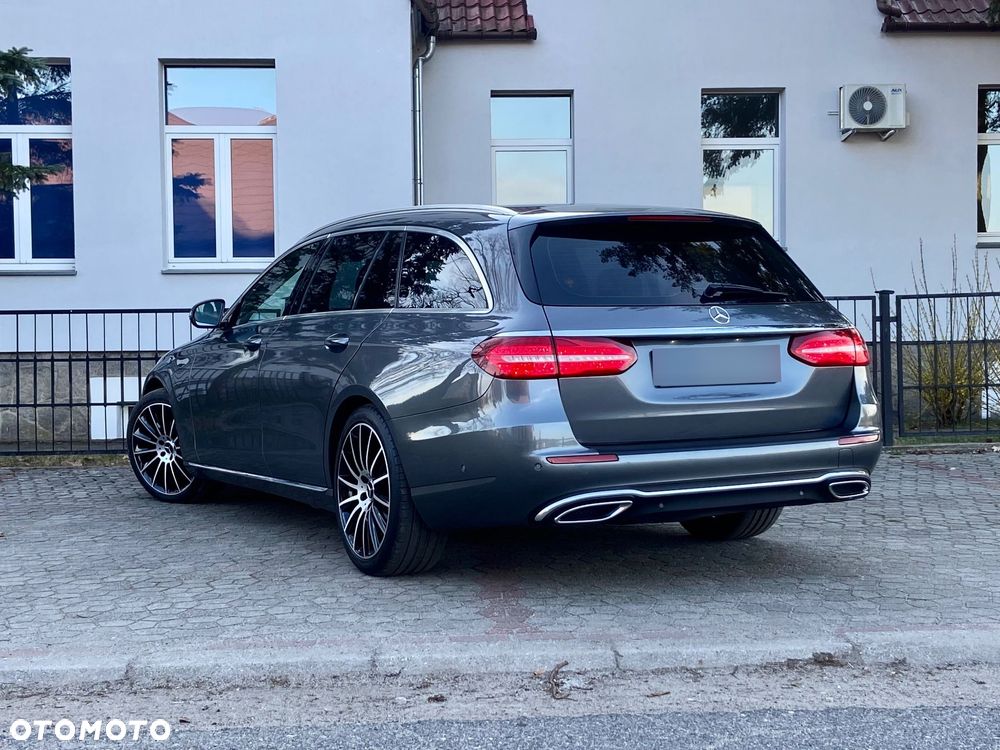 Mercedes-Benz Klasa E 220 d 9G-TRONIC AMG Line - 11