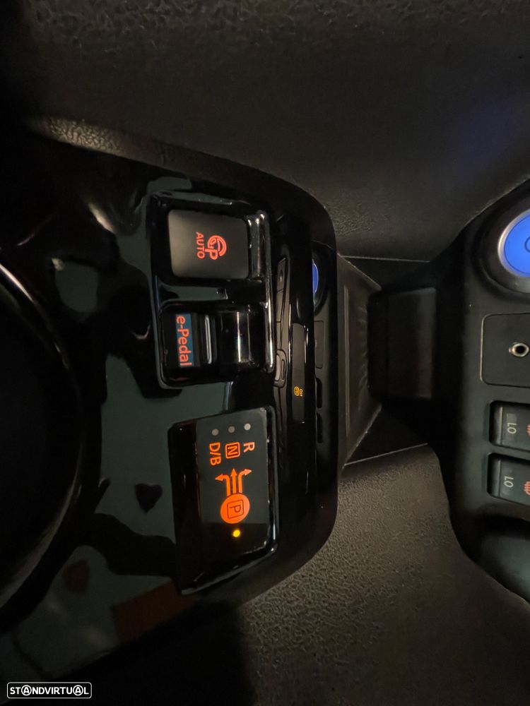 Nissan Leaf Tekna Two Tone+ProPilot Park - 43