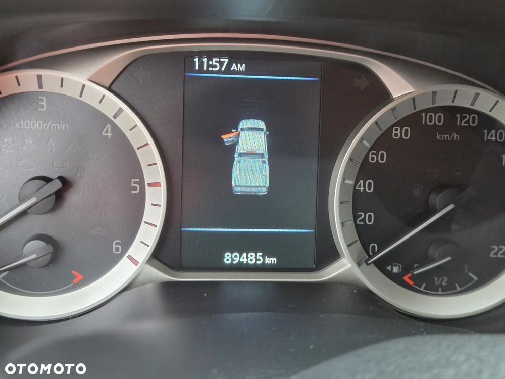 Nissan Navara - 2