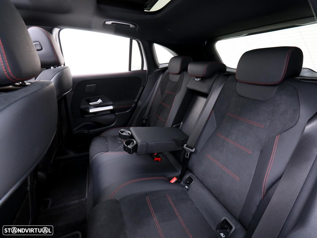 Mercedes-Benz EQA 300 4Matic AMG Line - 11