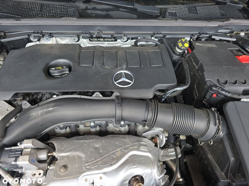 Mercedes-Benz CLA 250 4Matic 7G-DCT Peak Edition - 16