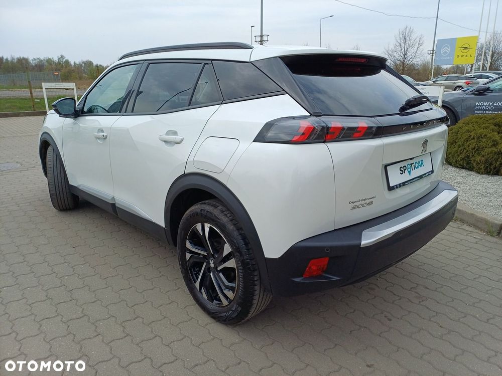 Peugeot 2008 - 4