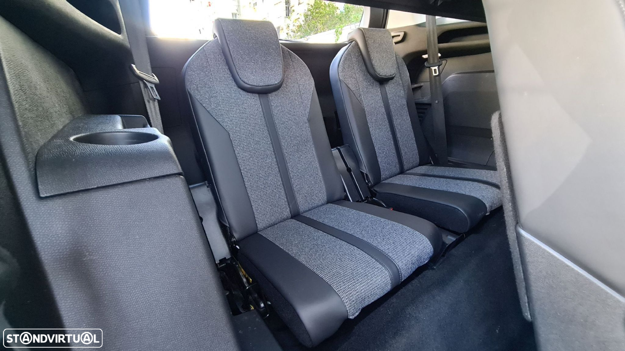 Peugeot 5008 - 52