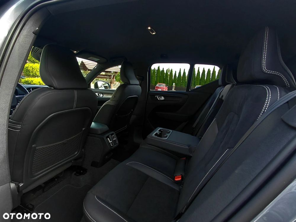 Volvo XC 40 B4 B Geartronic Inscription - 24