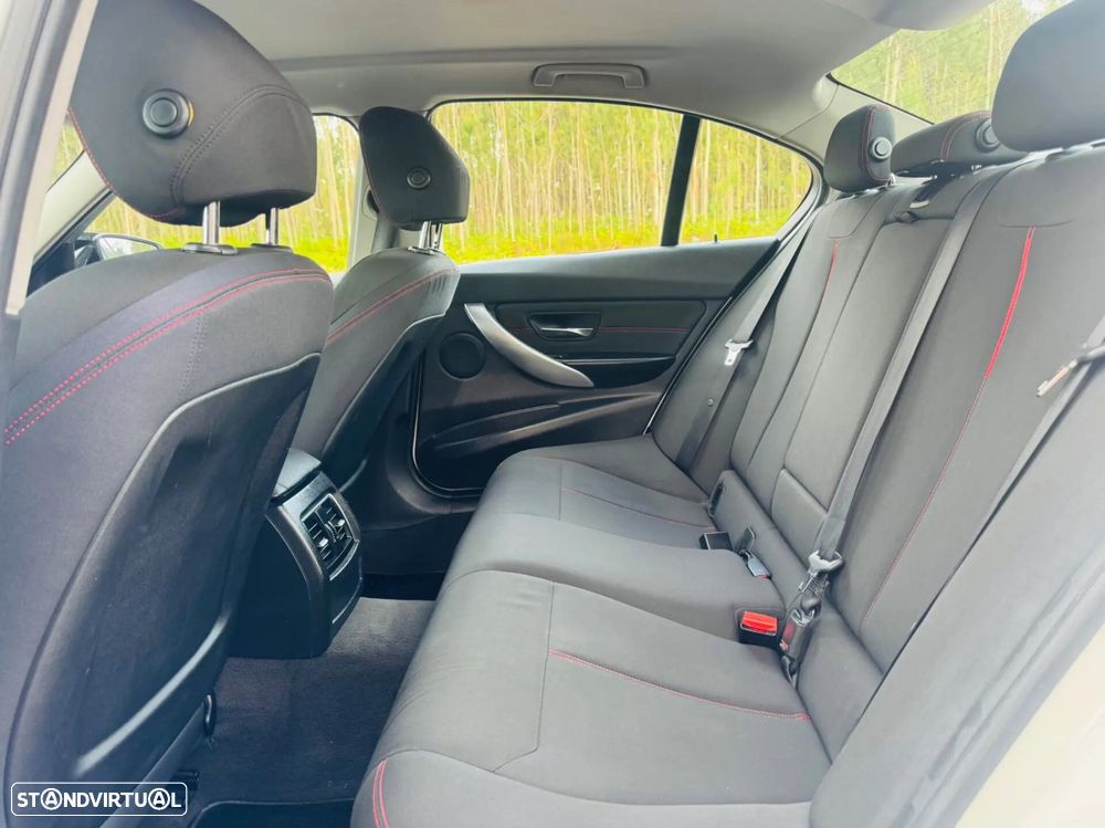 BMW 320 d Pack M - 41