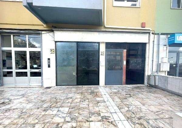 LOJA COM 135M2 EM ALMADA - Grande imagem: 2/19