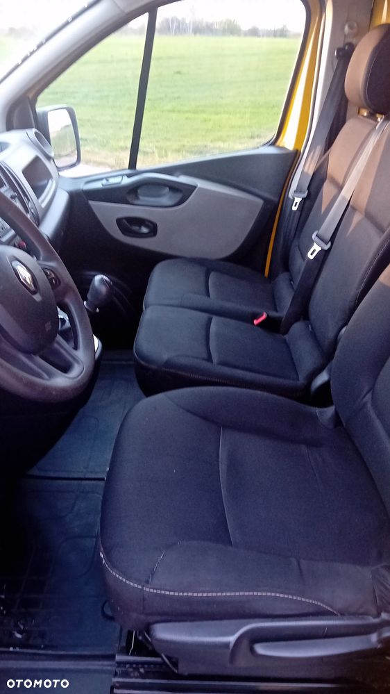 Renault Trafic - 19