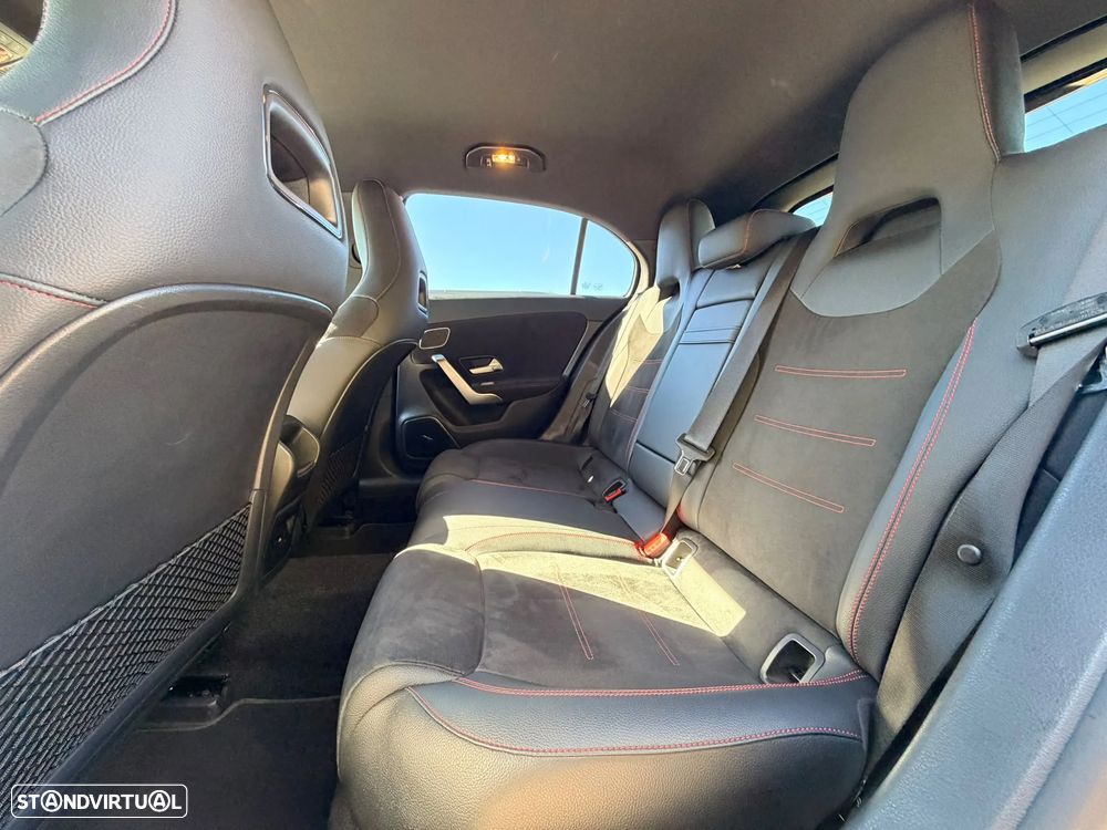 Mercedes-Benz A 250 e AMG Line - 40