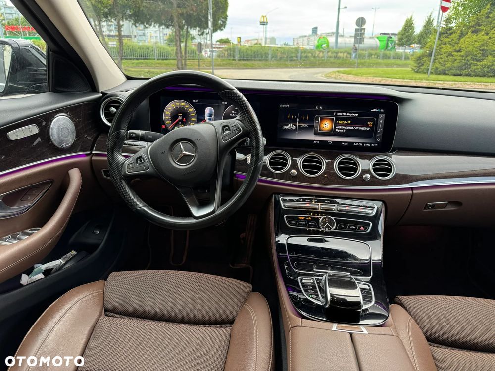 Mercedes-Benz Klasa E 220 d 9G-TRONIC - 7