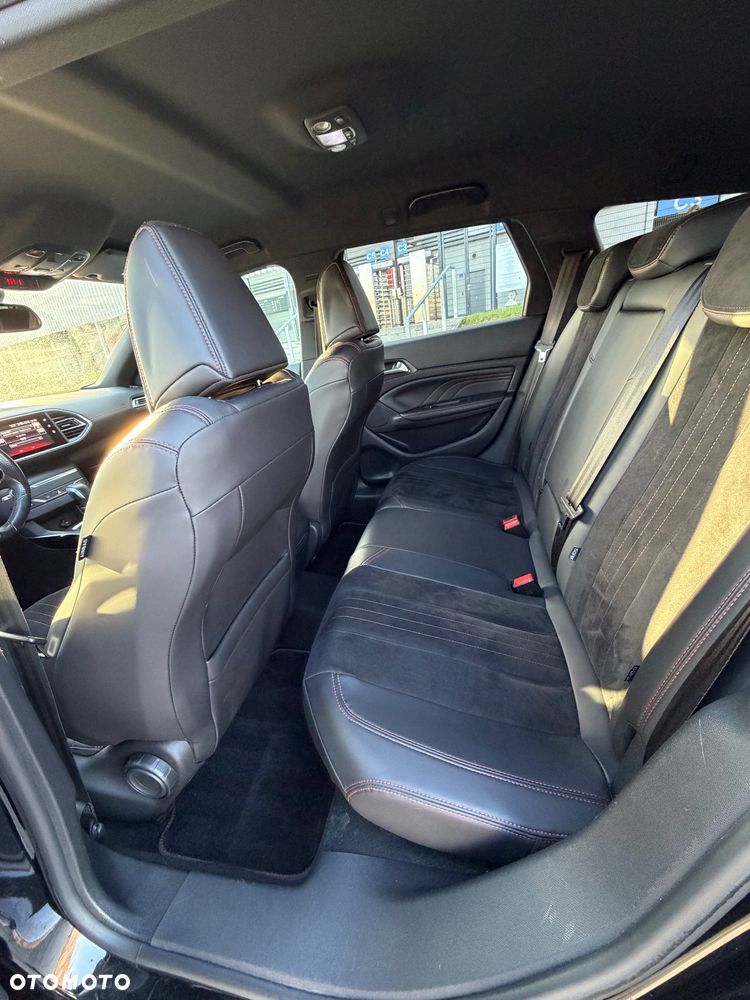 Peugeot 308 - 25