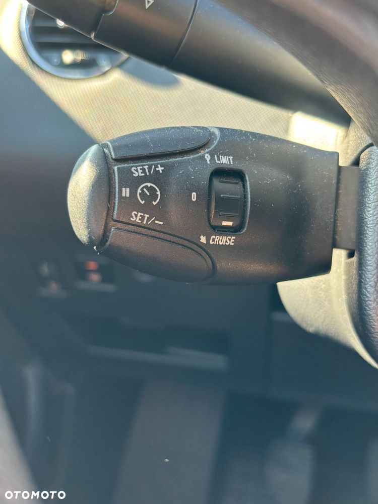 Peugeot 308 HDi FAP 110 Business Line Niveau 1 - 23