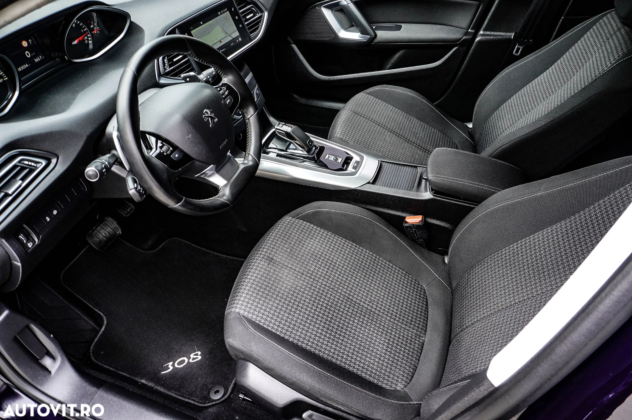 Peugeot 308 SW 1.5 BlueHDi FAP STT EAT8 Allure - 12