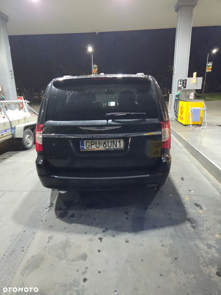 Chrysler Town & Country 3.6 Touring - 12
