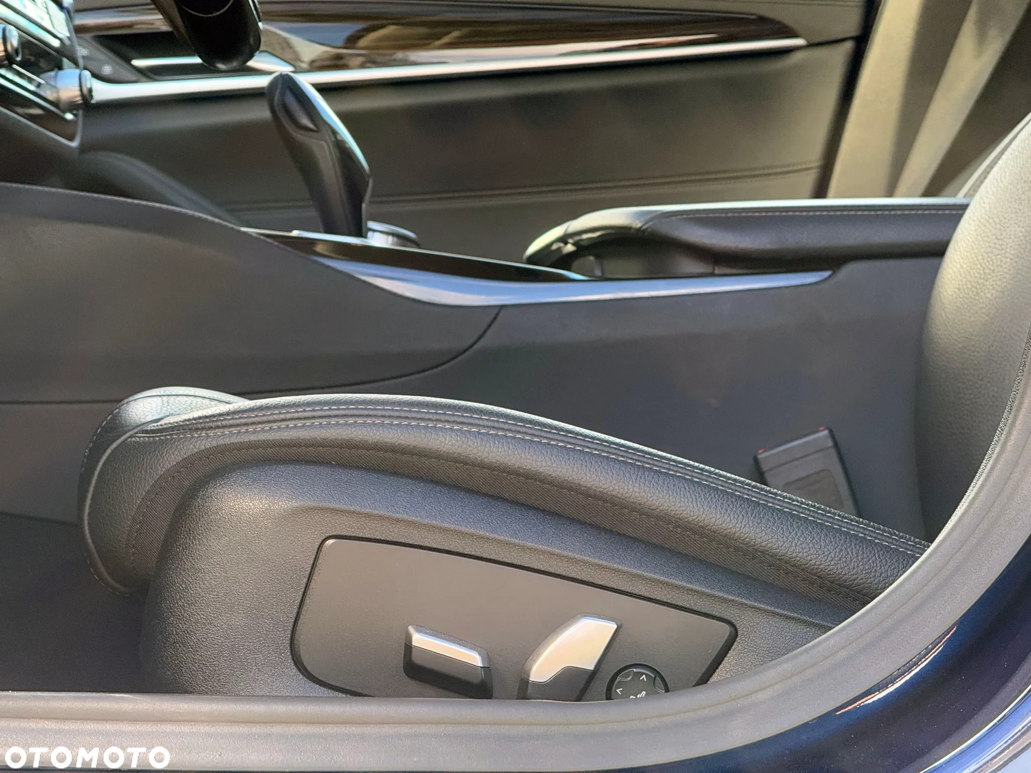 BMW Seria 5 520d xDrive Luxury Line - 27