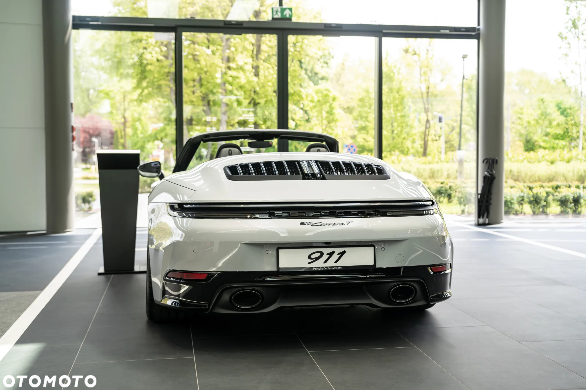 Porsche 911 Carrera T - 3