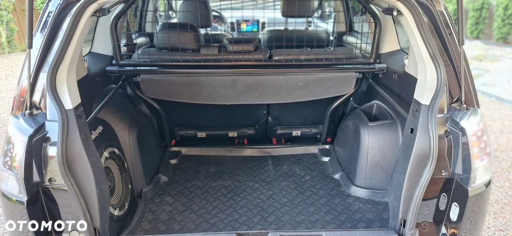 Mitsubishi Outlander 2.0 DID Intense + SE - 15