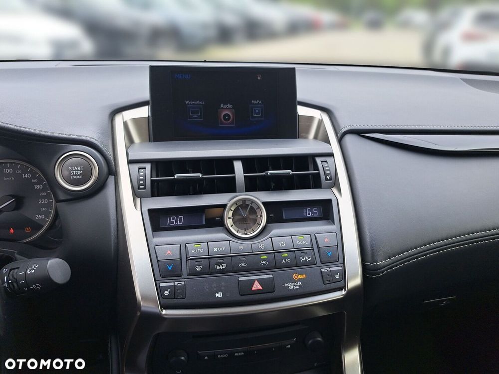 Lexus NX 200t Elite 2WD - 12