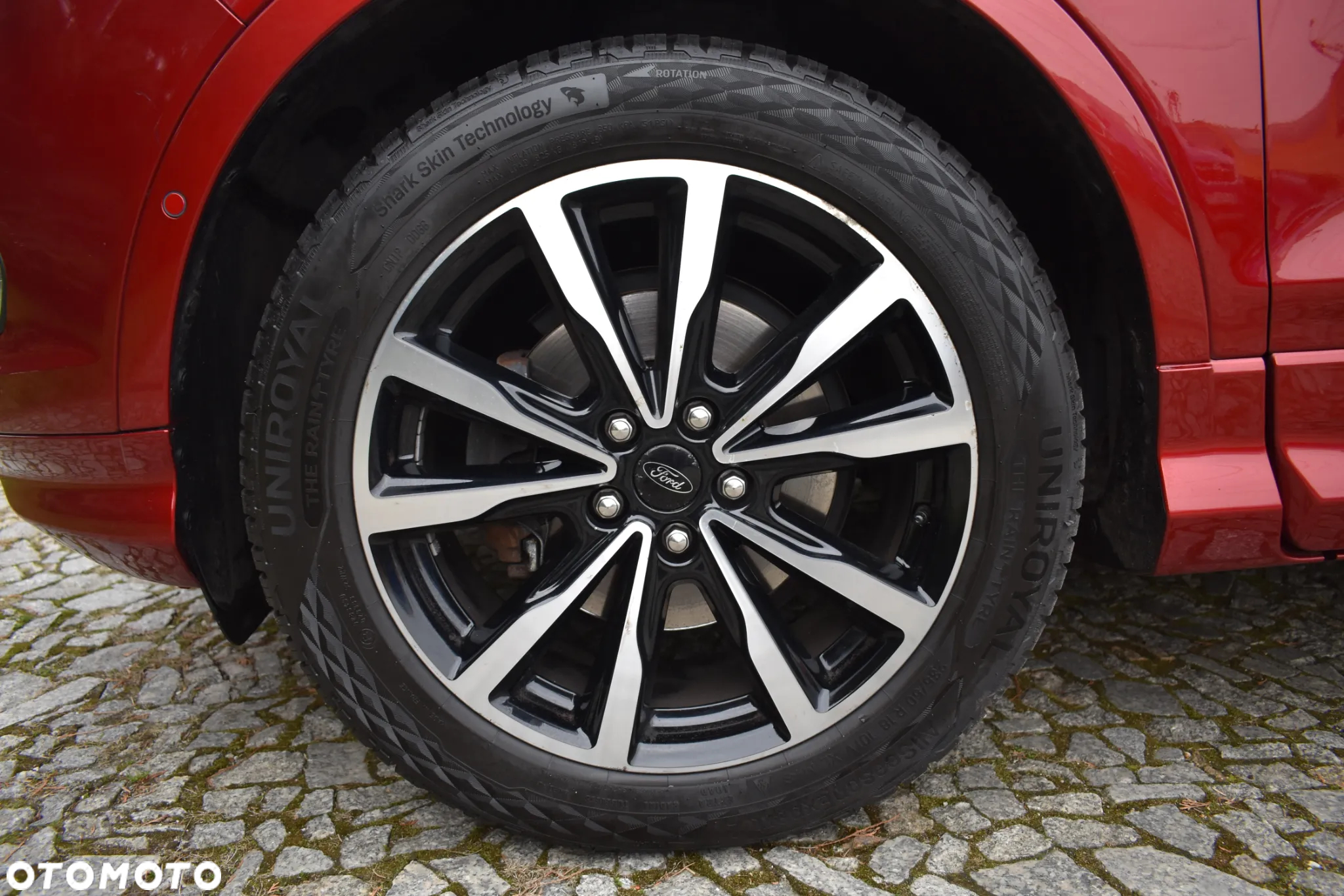 Ford Kuga 1.5 EcoBoost 2x4 ST-Line - 37