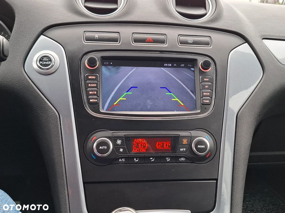 Ford Mondeo 2.0 TDCi Ambiente - 17