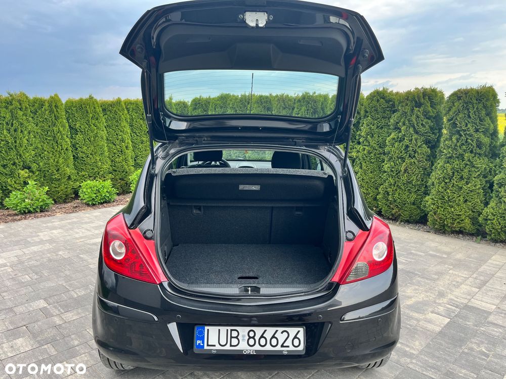 Opel Corsa 1.2 16V Enjoy - 10