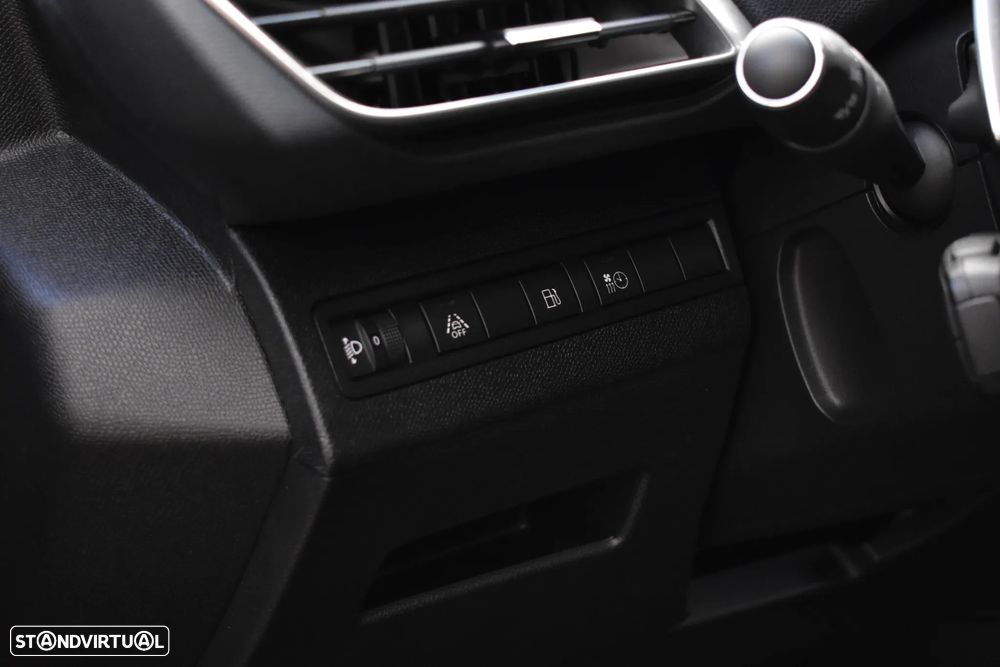 Peugeot 3008 1.6 Hybrid Allure Pack e-EAT8 - 32