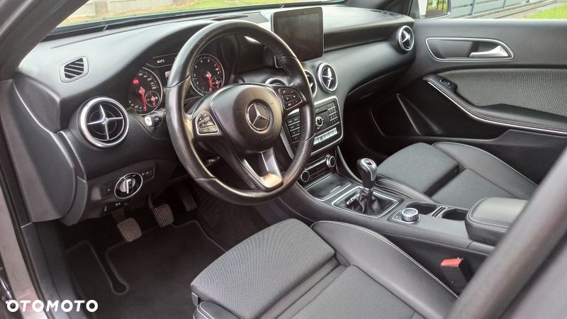 Mercedes-Benz Klasa A 180 Style - 8
