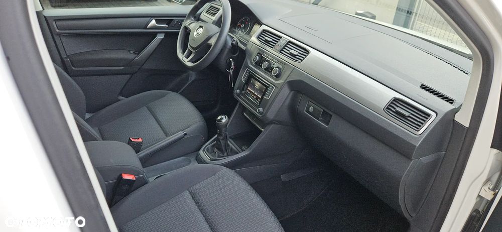 Volkswagen Caddy - 11