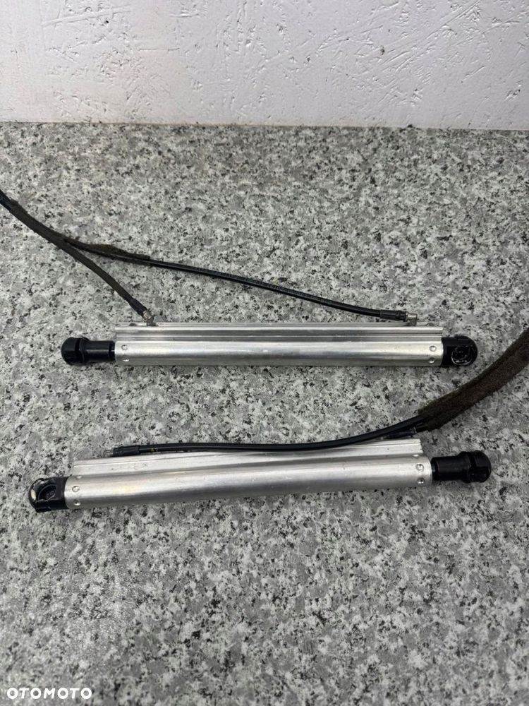 siłownik klapy bagażnika lewy volvo c70 ii 2009-2013 cabrio - 4