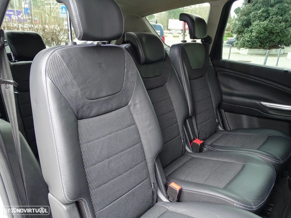 Ford S-Max 2.0 TDCi Titanium Busine. 7L Aut. 149g - 24