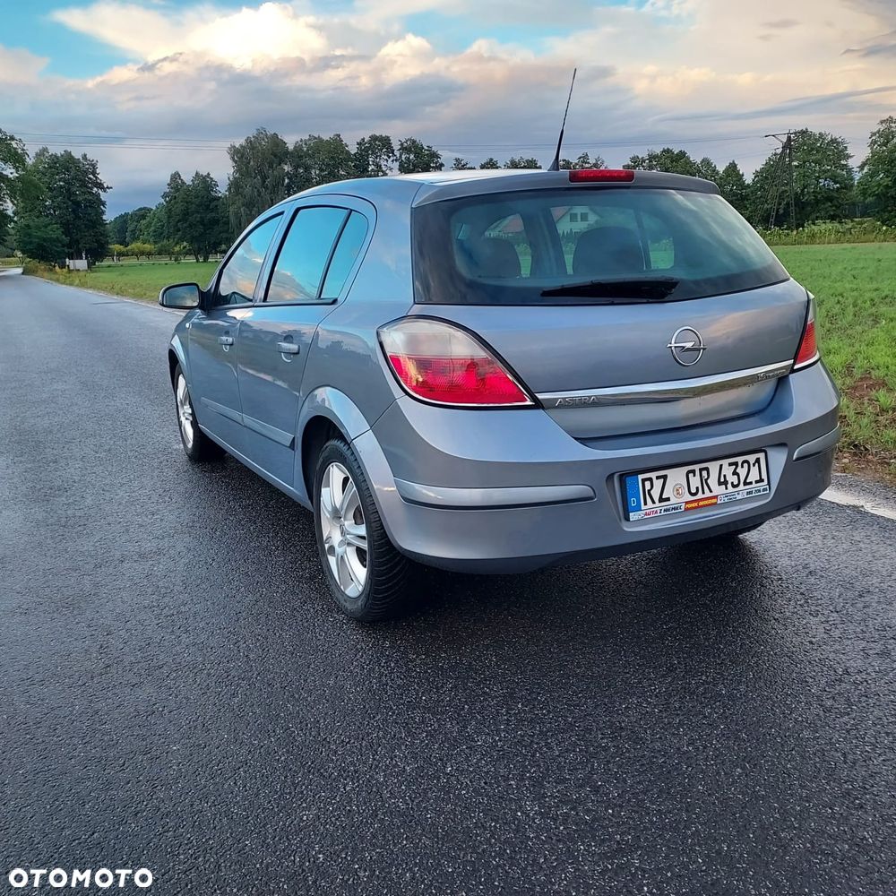 Opel Astra - 8