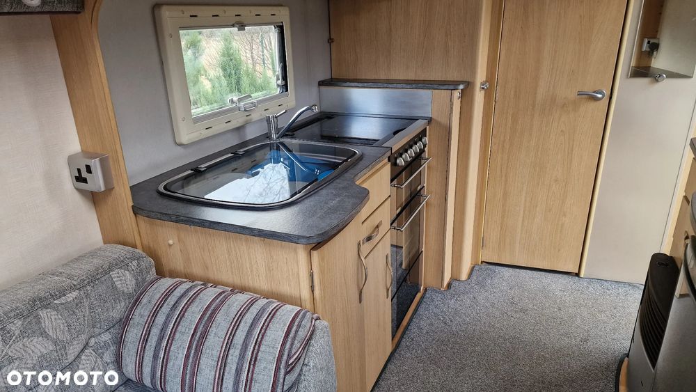 Coachman Pastiche - 27