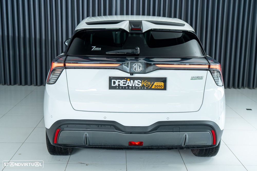 MG MG4 64 kWh Luxury - 3