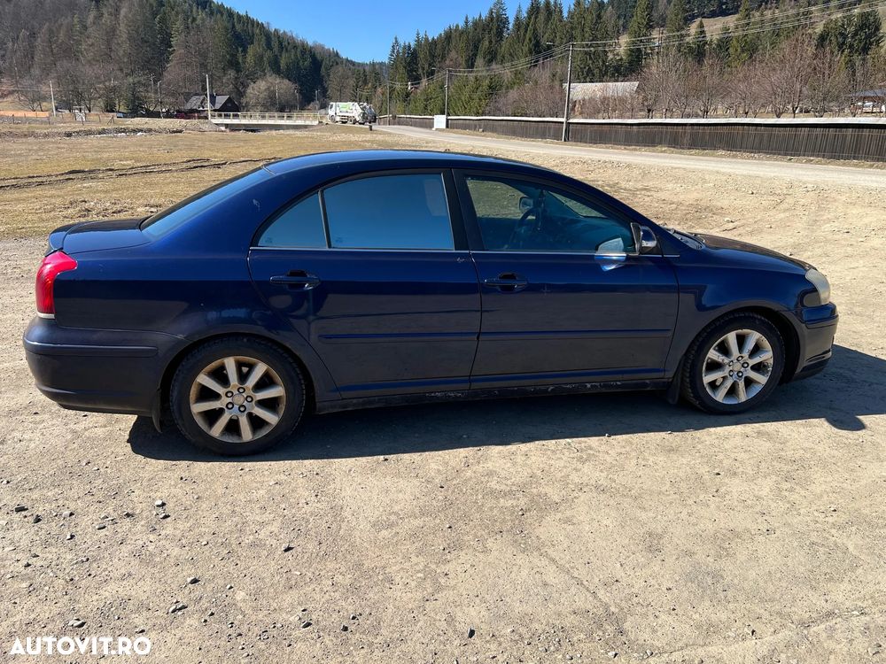 Toyota Avensis 2.0 D-4D Station Luna - 4