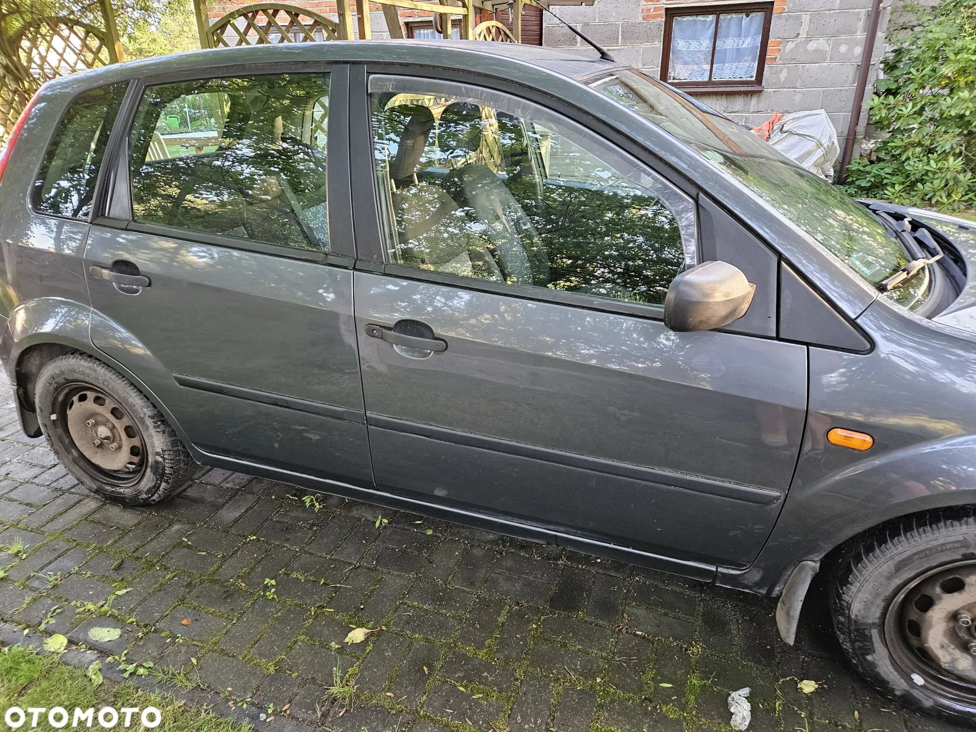 Ford Fiesta 1.25 Ambiente - 2