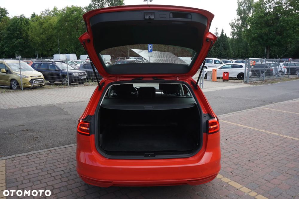 Volkswagen Passat 2.0 TDI BMT Trendline - 5