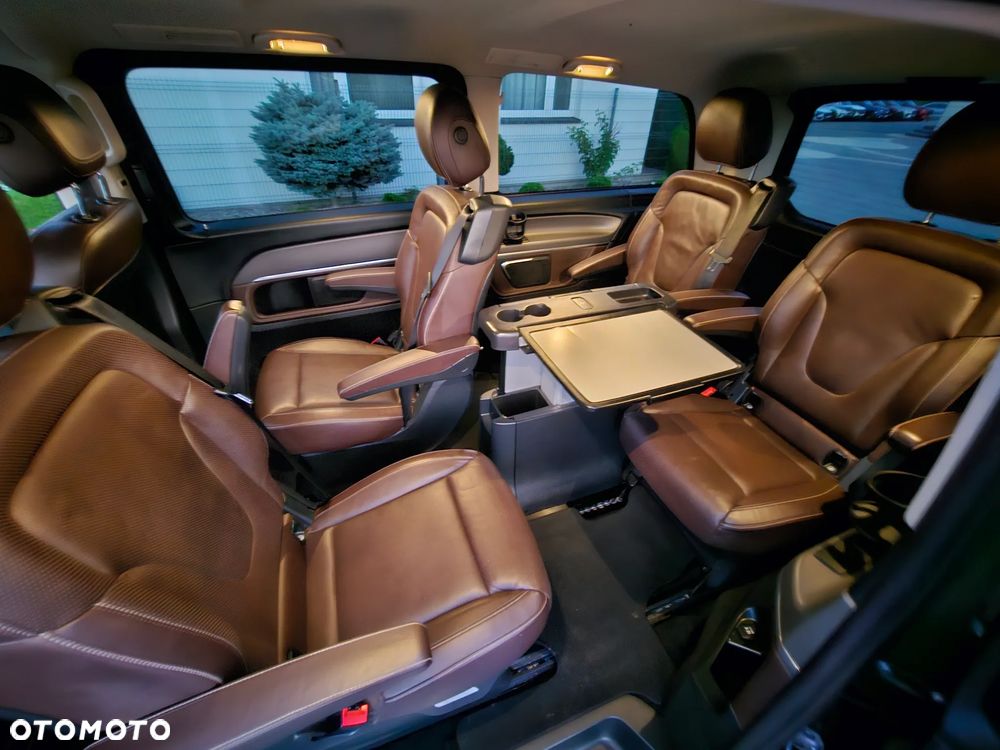 Mercedes-Benz Klasa V 250 (BlueTEC) d Avantgarde 7G-Tronic (d³ugi) - 36