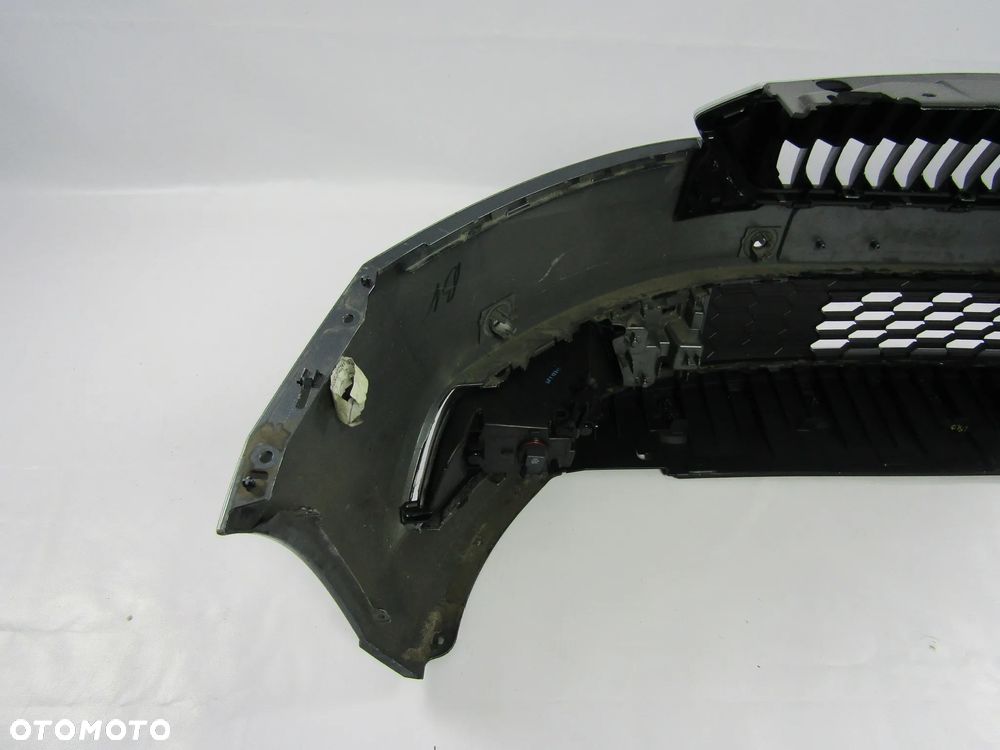 Zderzak przedni Skoda Fabia 6V 18 - 21 Pdc-4 Lakier LF7Y - 19