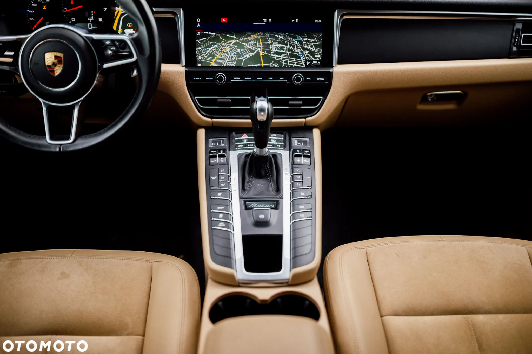 Porsche Macan Standard - 26