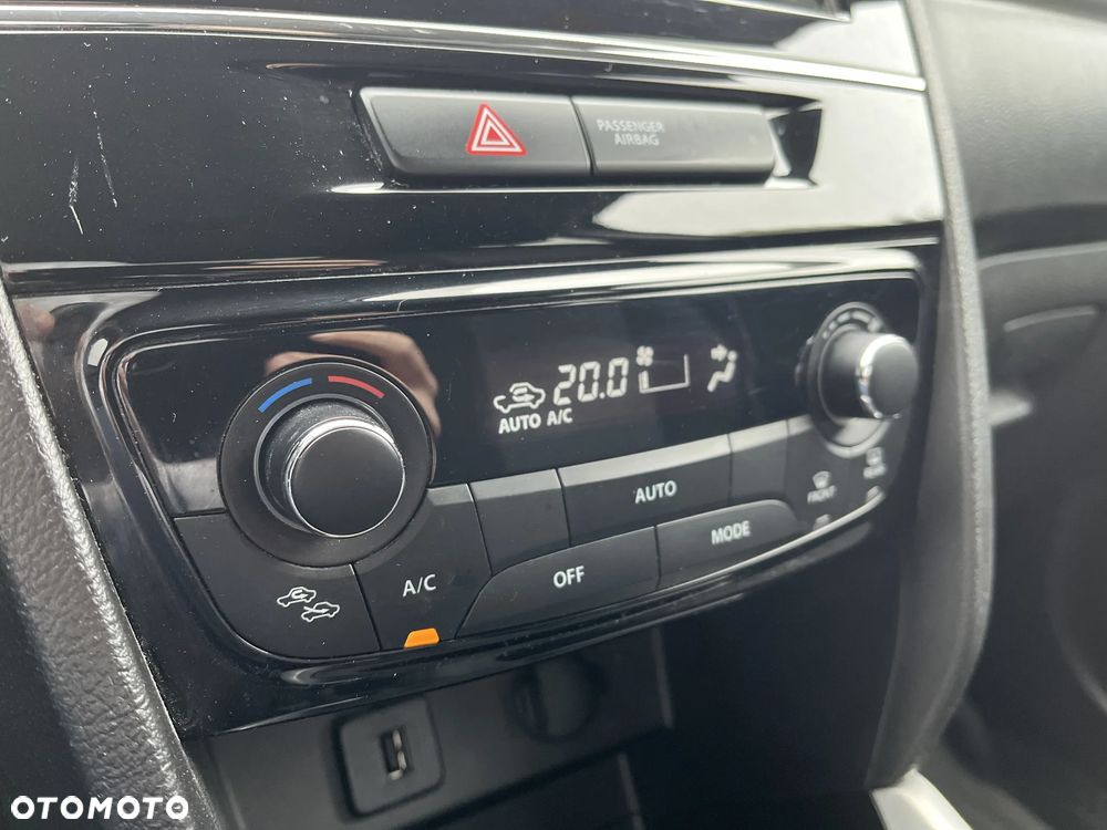 Suzuki Vitara 1.6 Premium 2WD - 21