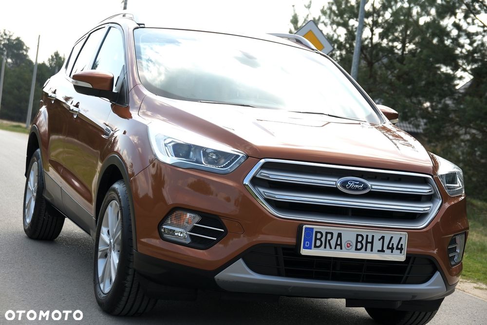 Ford Kuga 2.0 TDCi 2x4 Titanium - 34