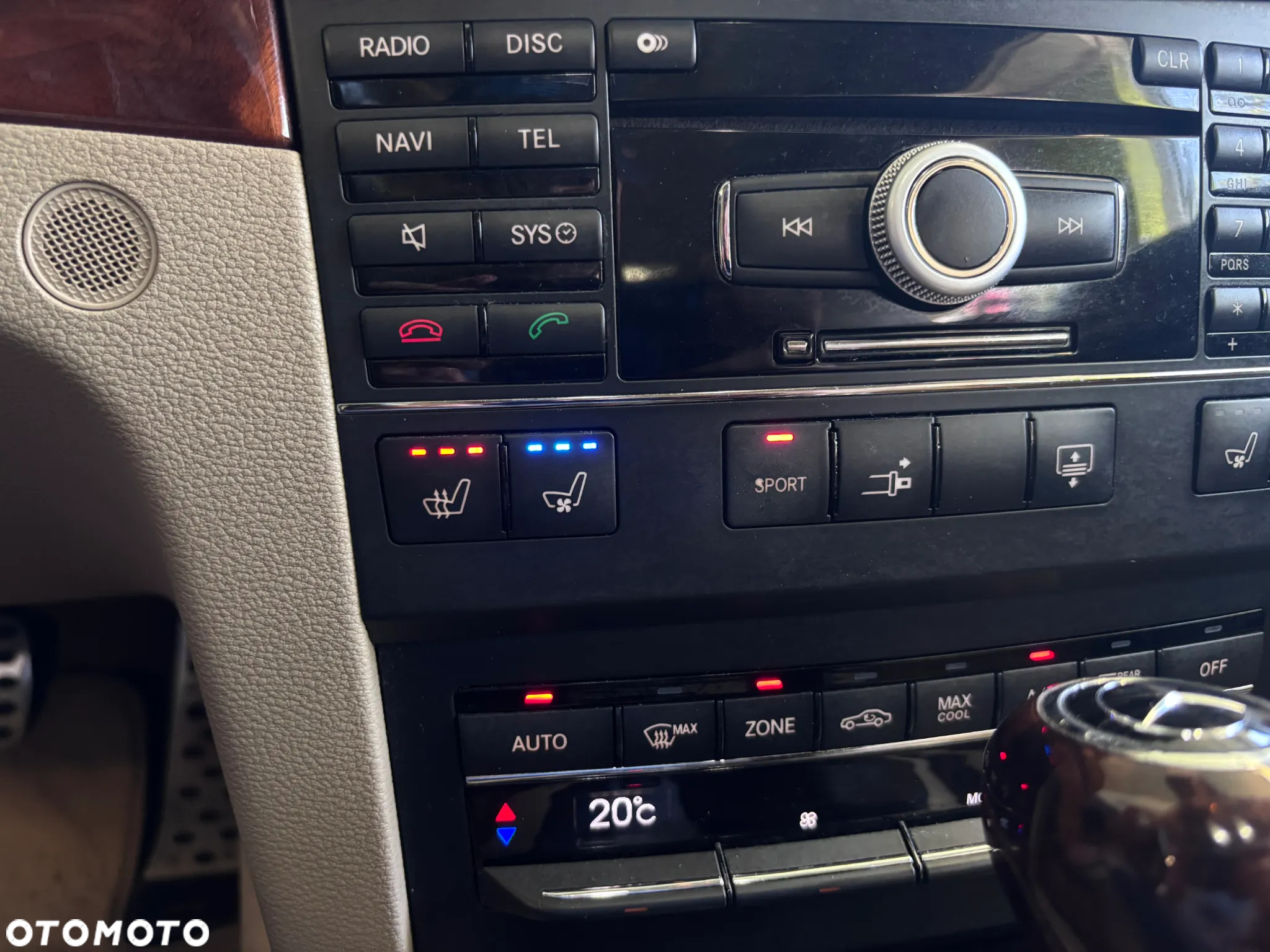 Mercedes-Benz Klasa E 500 Coupe 7G-TRONIC Avantgarde - 26