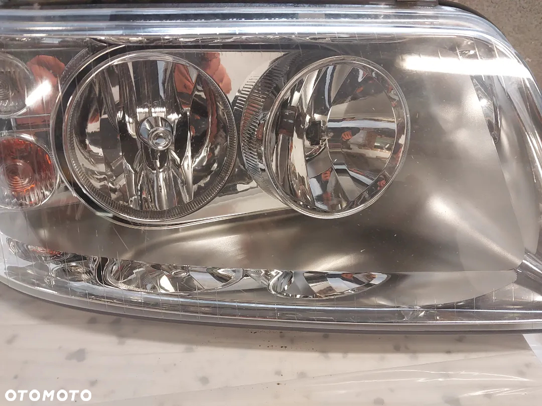 Reflektor lampa przód prawa  vw t5 multiwan - 4